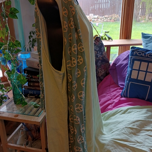 NWT Linen Dress by Cynthia Rowlry - Picture 8 of 13